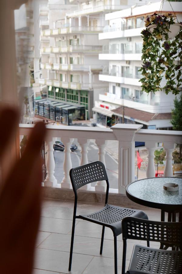 Vila Jon'A Саранда Экстерьер фото