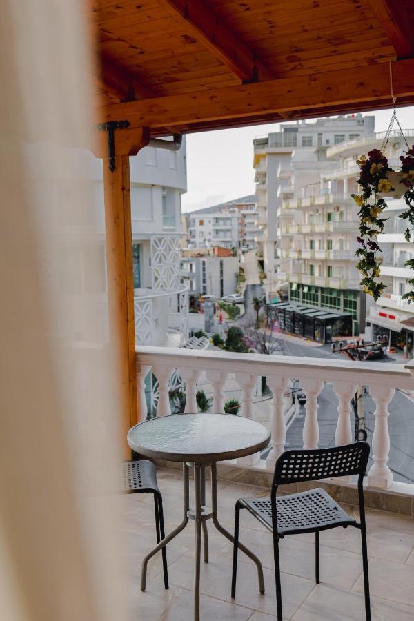 Vila Jon'A Саранда Экстерьер фото